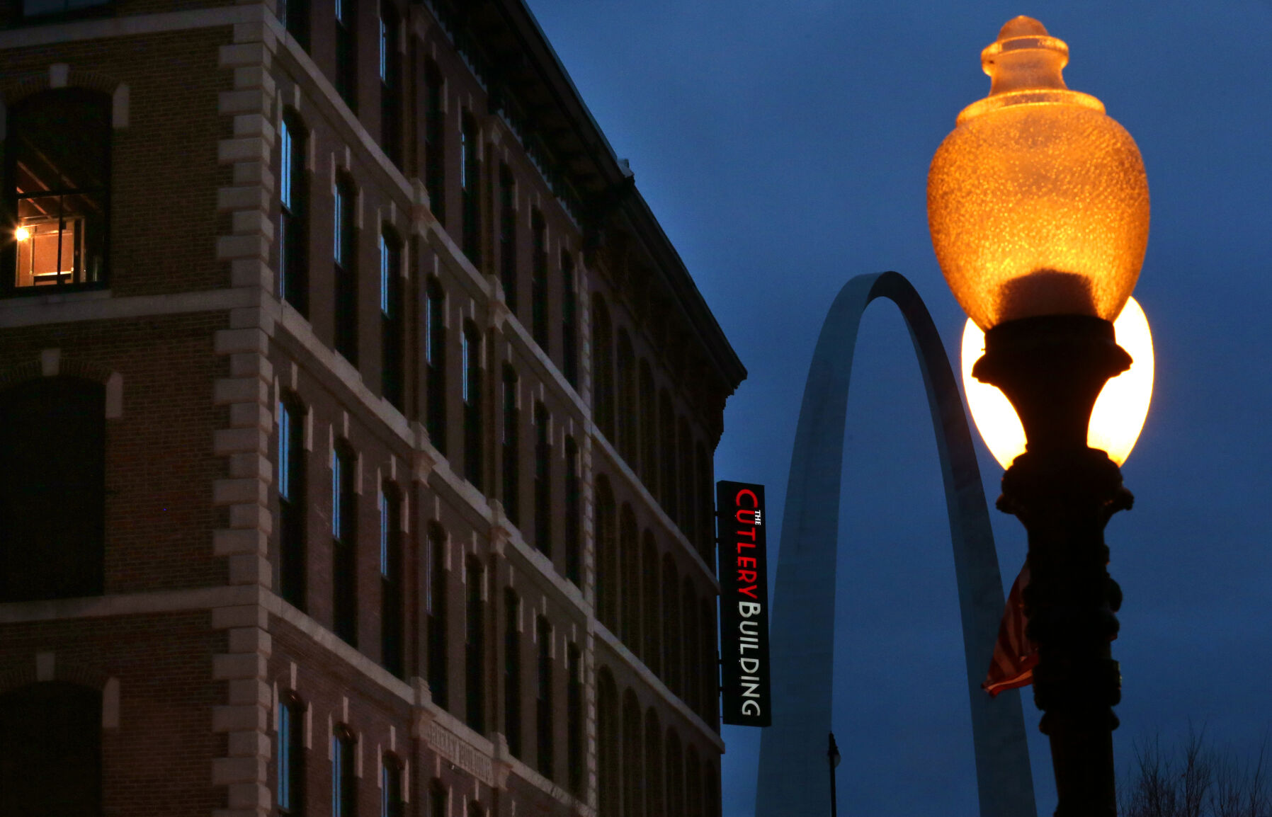 St. Louis sends cash to Laclede's Landing for revitalization
